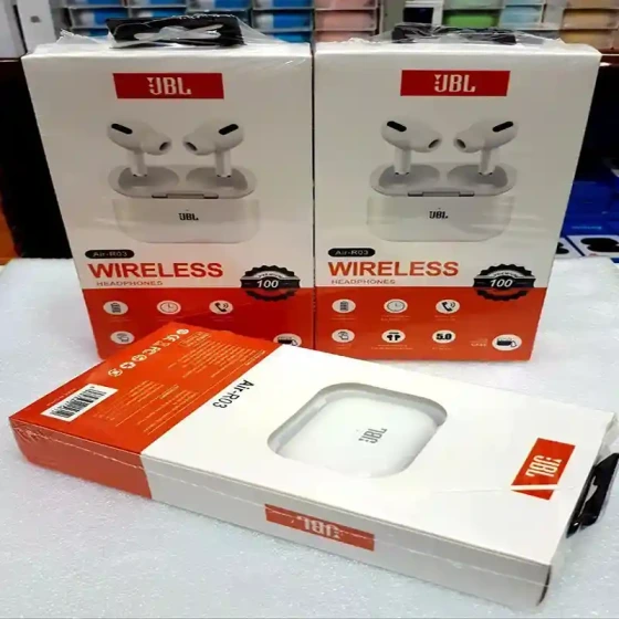 ایرپاد پرو jbl جی بی ال به همراه کاور